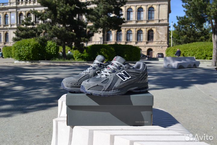 Кроссовки New Balance 1906R