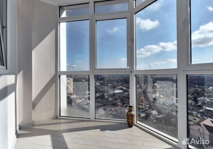 Остекление и отделка балконов