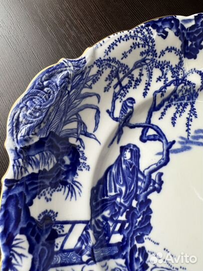 Антикварное блюдо Royal Crown Derby