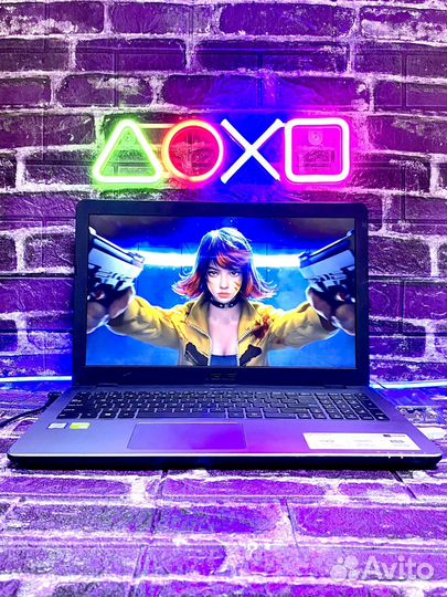 Ноутбук игровой Asus i7-8th/8/256/mx150 2gb