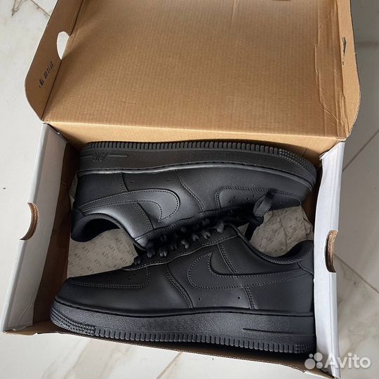 Кроссовки Nike Air Force 1 '07 Low Triple Black
