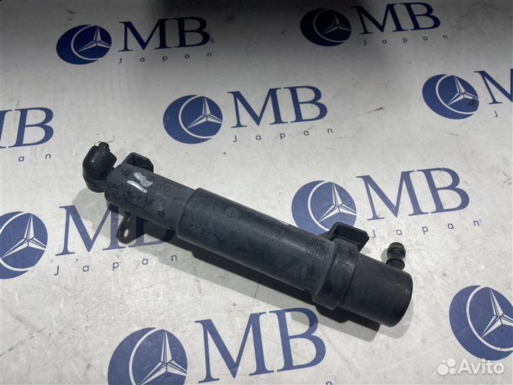 Форсунка омывателя фары передняя правая