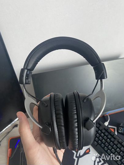 Игровые наушники hyperx