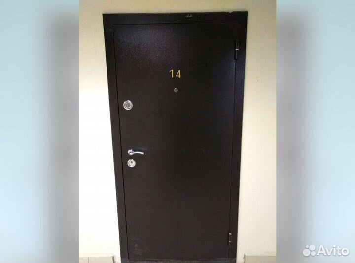 Входная дверь новая от производителя