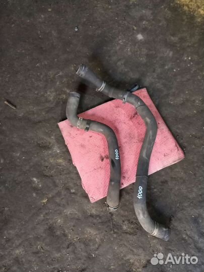 Патрубок радиатора Фольксваген джетта 6