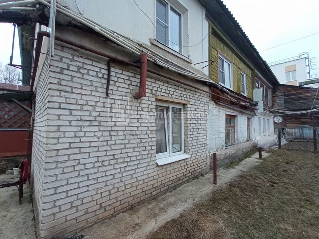 3-к. квартира, 58 м², 1/2 эт.