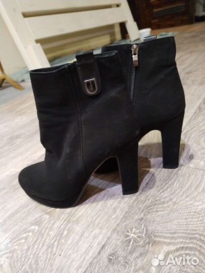 Ботинки осенние