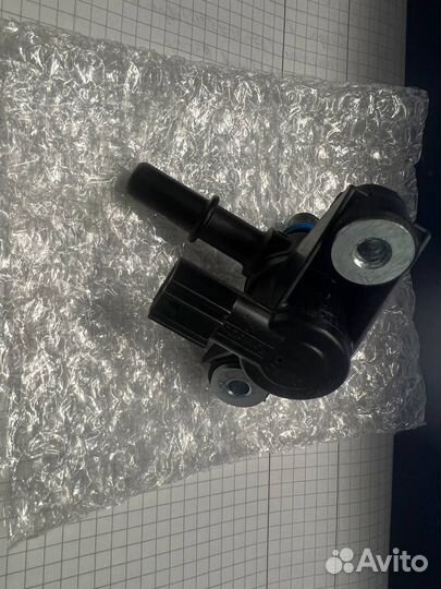 Клапан вентиляции топливного бака Ford 2310210