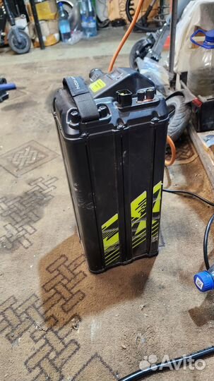 Аккумулятор sur-ron light Bee X 2020 + зарядное