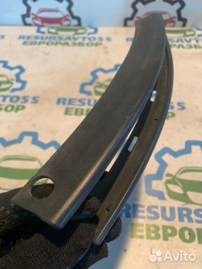 Рамка указателя поворота передняя правая