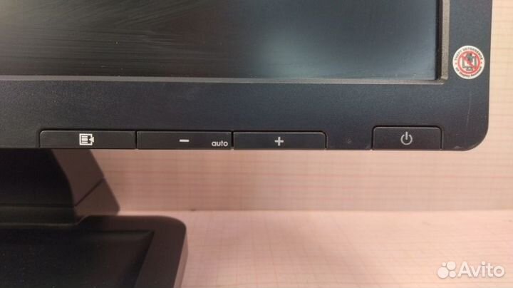 Монитор б/у 19