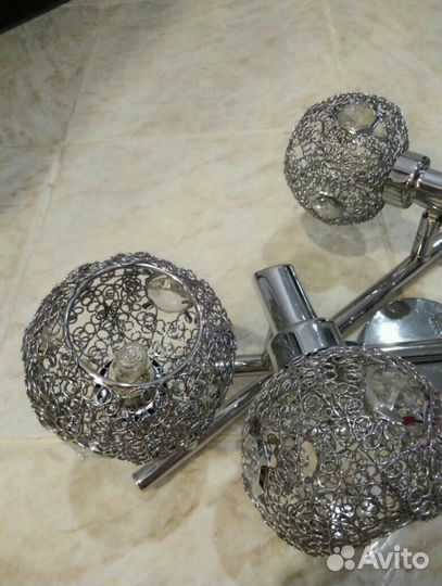 Люстра и бра