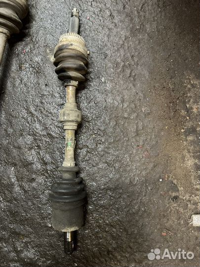 Полуось левая Hyundai Matrix