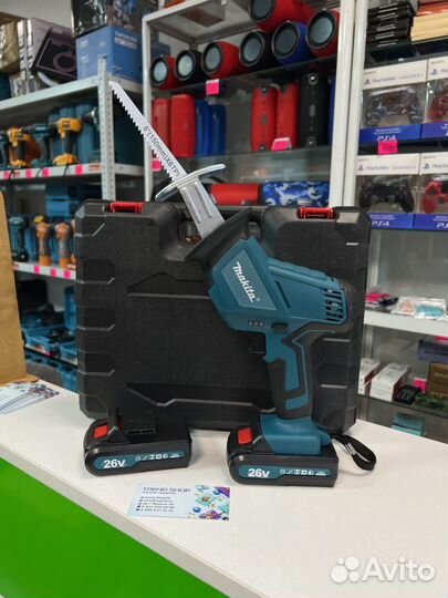 Сабельная аккумуляторная пила Makita 26V