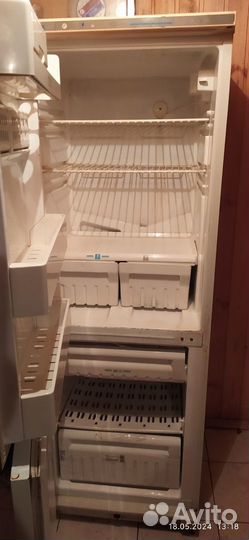 Холодильник stinol