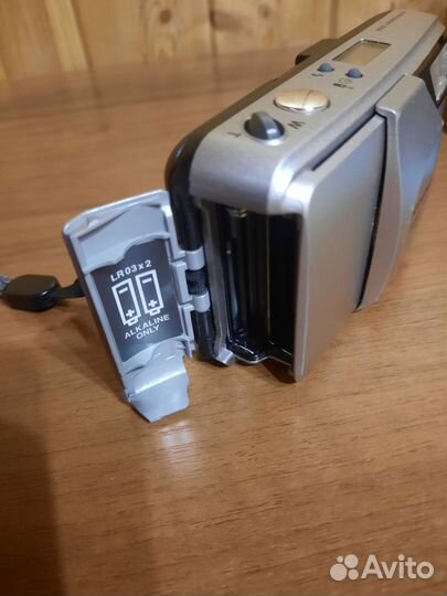 Продам фотоаппарат Olimpus Superzoom 800 s