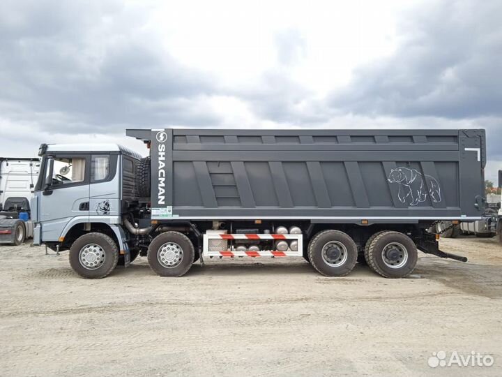 Shacman (Shaanxi) X3000, 2023