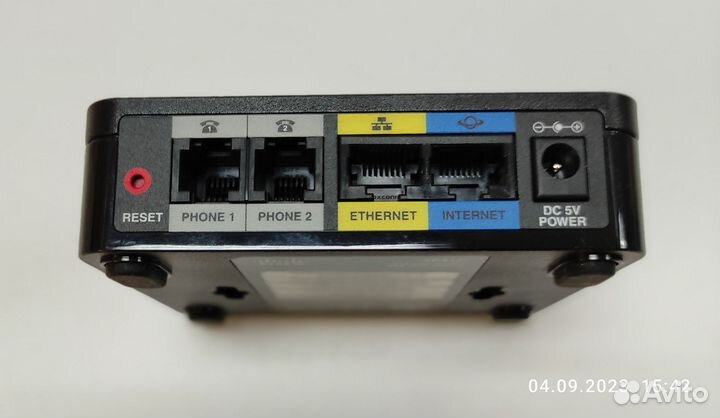 Адаптер для VoIP-телефонии Cisco SPA122