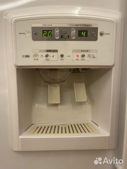 Холодильник whirlpool