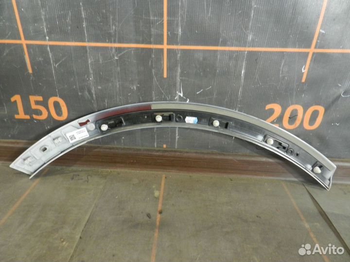 Накладка крыла заднего левого - Audi Q7 4M