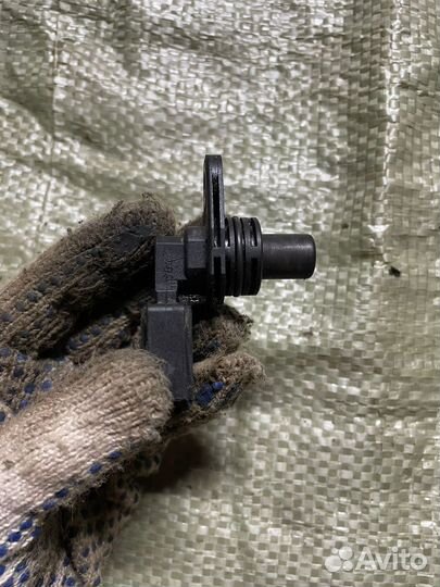 Датчик распредвала Skoda Fabia 2001г 1.4 AUB