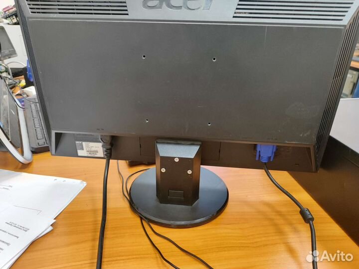 Монитор Acer 22 дюйма