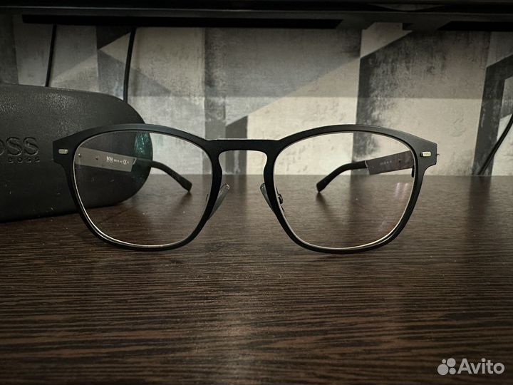 Очки Hugo Boss - оригинал, металлическая
