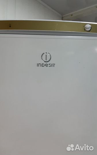 Холодильник бу indesit SB185 027