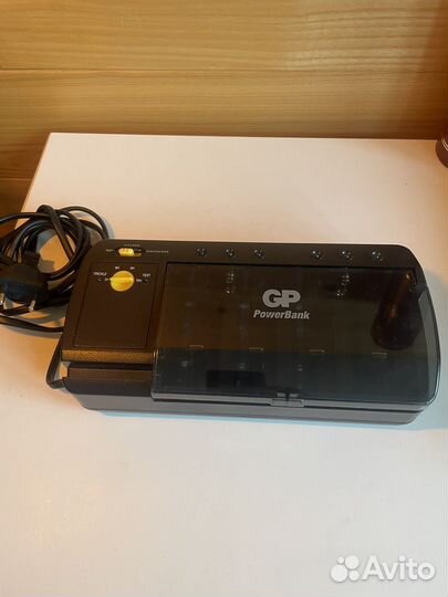 Зарядное устройство GP