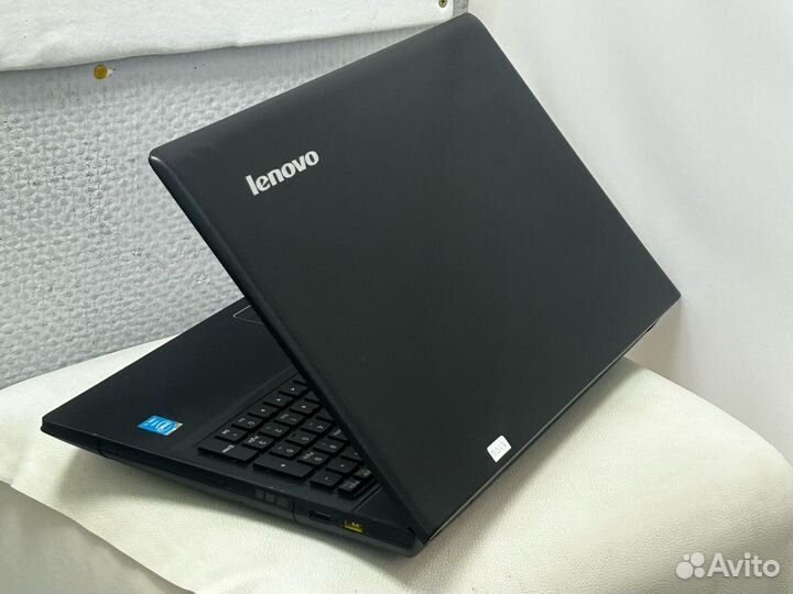 Ноутбук для мощных программ 4 ядра/6GB озу/SSD/15,6