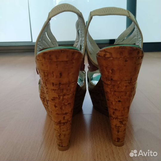 Босоножки на 37 - 37,5р нат.кожа