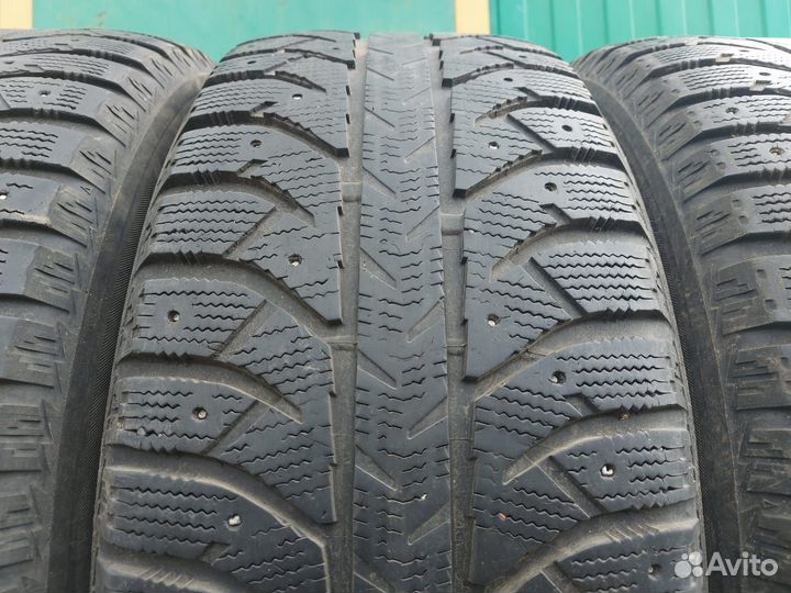 Bridgestone Ice Cruiser 7000 285/60 R18 116T