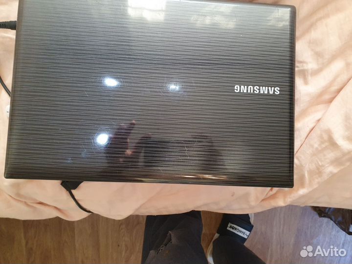 Ноутбук samsung NP-R425