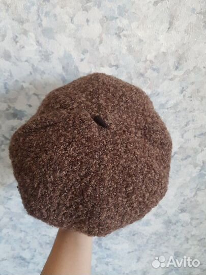 Женский берет