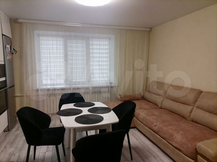 4-к. квартира, 81,1 м², 10/10 эт.