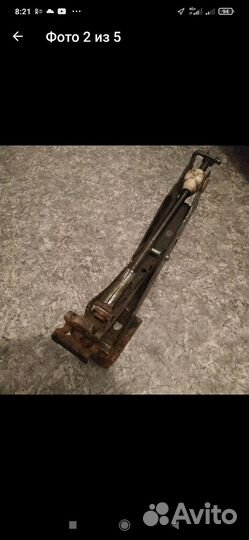 Домкрат для легковой автомобиль