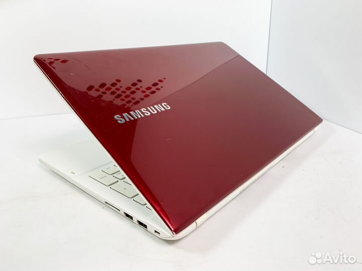 Ноутбук Samsung Core i5/6Gb/HDD 1000Gb