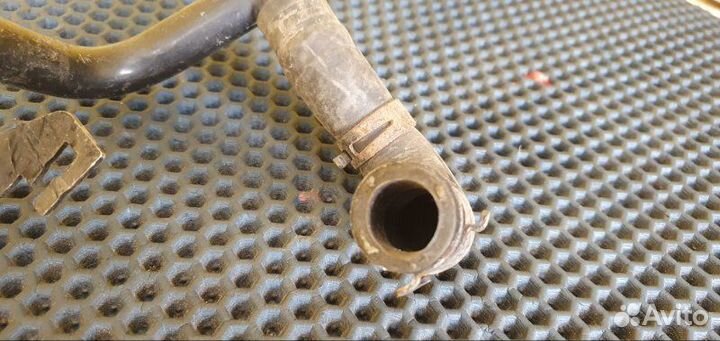 Трубка Volkswagen Touareg 7L