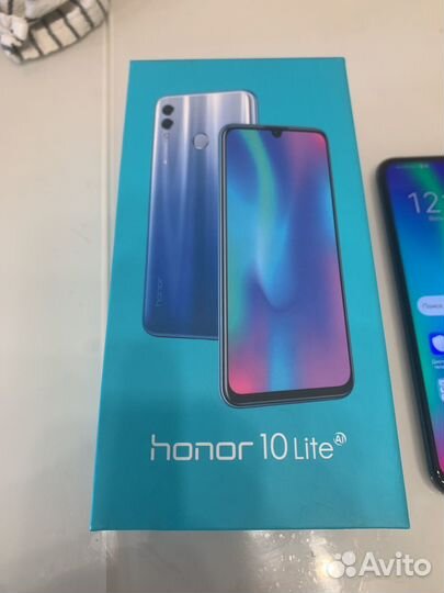 HONOR 10 Lite, 3/32 ГБ