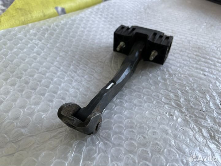 Ограничитель двери передний Астра Н Astra H