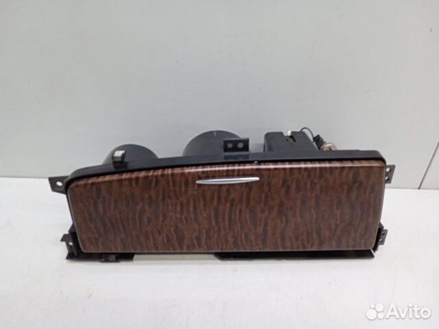 Подстаканник Nissan Patrol Y62 5.6 2011