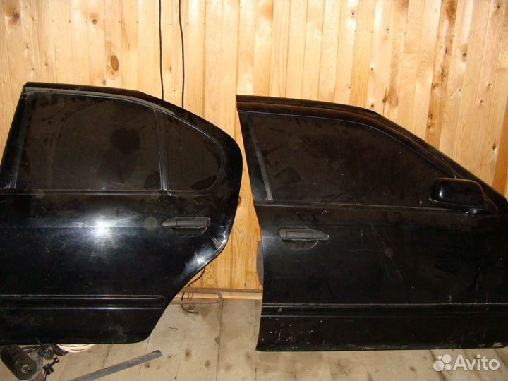 Дверь Nissan Primera P11