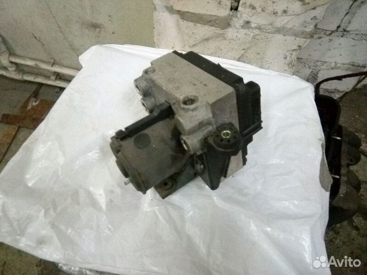 Блок ABS, BMW 7, e38