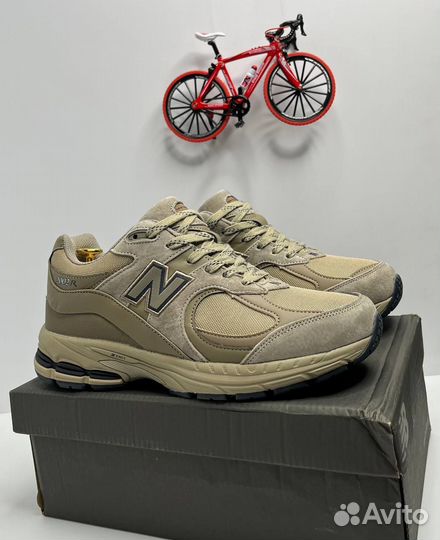 Мужские зимние кроссовки New Balance 2002r с мехом