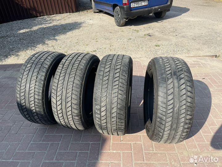 Dunlop Grandtrek PT2A 285/50 R20