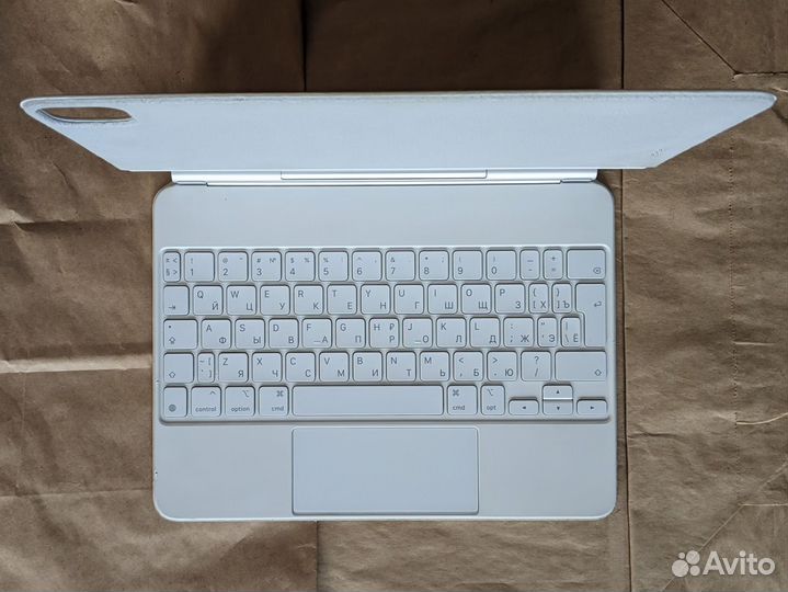 Apple Magic Keyboard для iPad Pro 11
