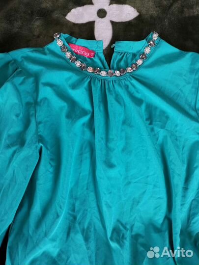 Блузка Evona с камнями, стразы, S