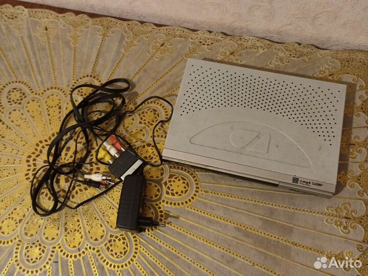 Ресивер триколор gs U510