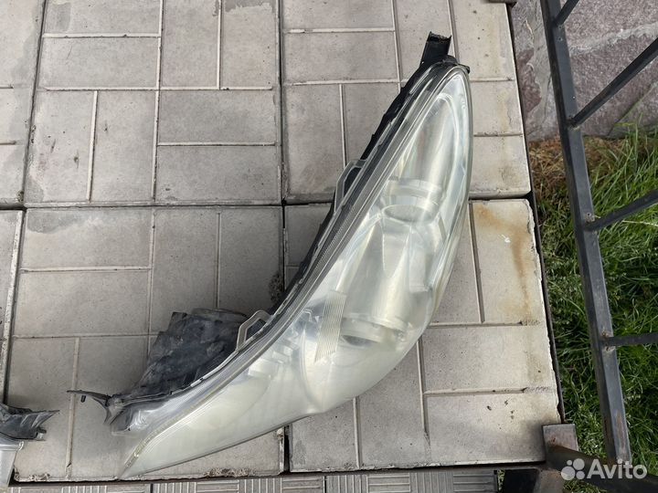 Фары на Subaru Legacy/Outback