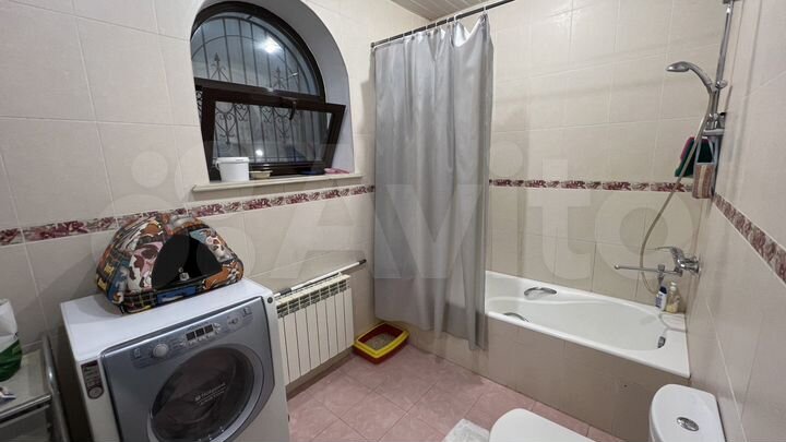 Дом 180 м² на участке 3 сот.